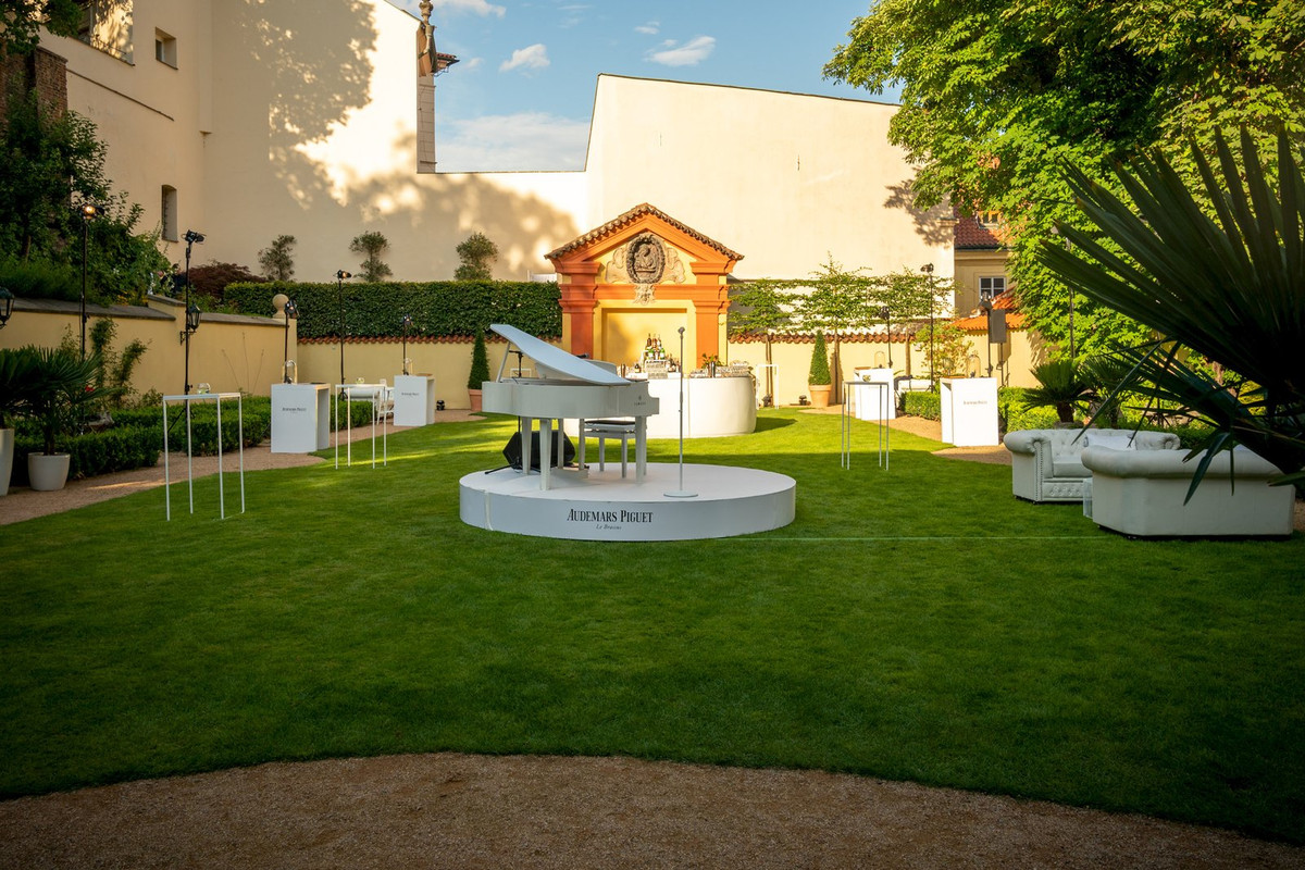 Hartigovská zahrada@Hartigovský palác - obrázek 1