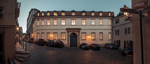 Hartigovský palác - Hartigovská zahrada - náhled 2