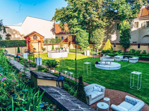 Hartigovský palác - Hartigovská zahrada - náhled 10