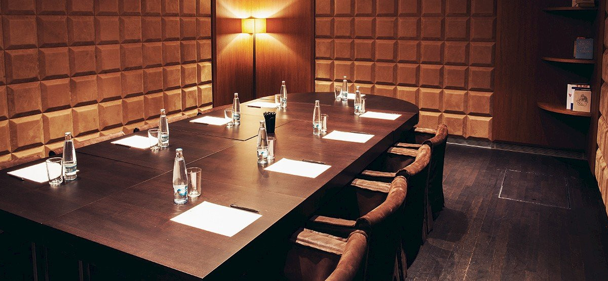 Drawing Room@The Emblem Hotel - obrázek 1