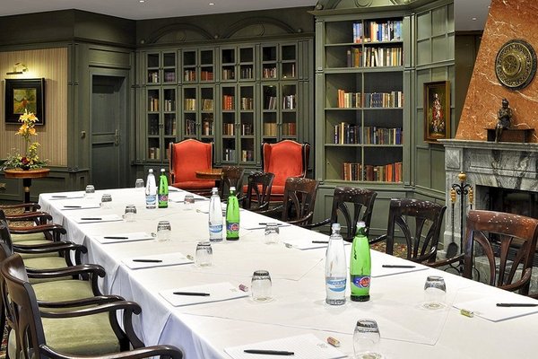 Knihovna@Hotel Savoy Prague - náhled 2