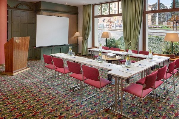 Knihovna@Hotel Savoy Prague - náhled 4