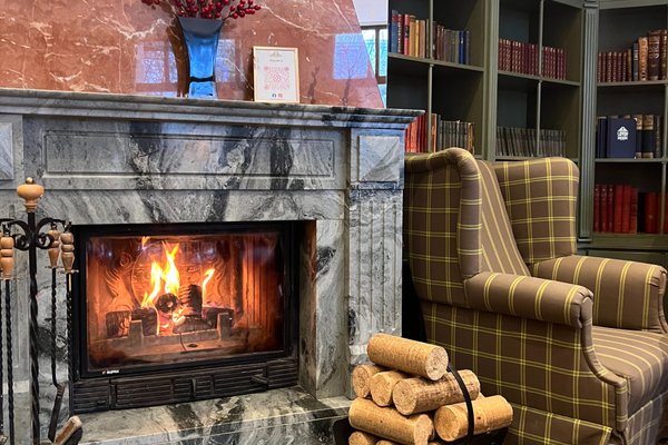 Knihovna@Hotel Savoy Prague - náhled 16