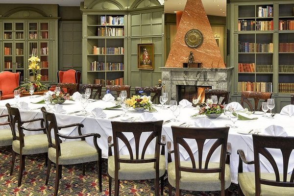 Knihovna@Hotel Savoy Prague - náhled 20