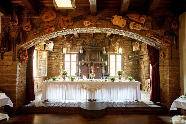 Hrad Červený Újezd - náhled 11