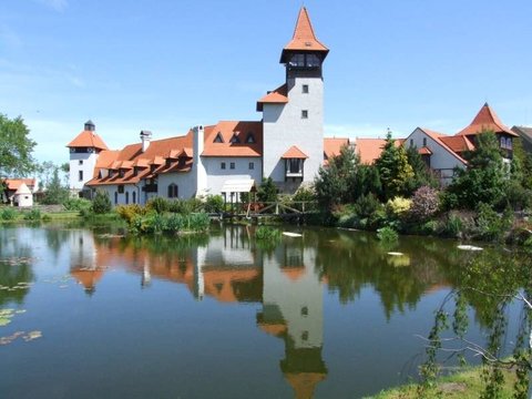 Hrad Červený Újezd - náhled 16