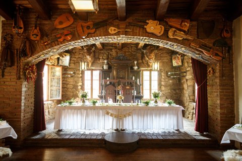 Hrad Červený Újezd - náhled 24