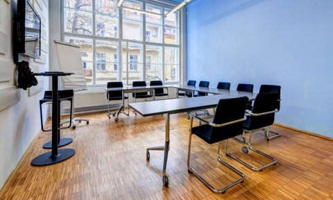 Impact Hub Praha D10 - Modrá zasedačka - náhled 1