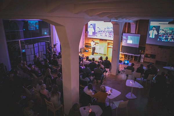 Open space@Impact Hub Praha D10 - náhled 13