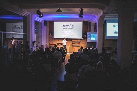 Impact Hub Praha D10 - Open space - náhled 15