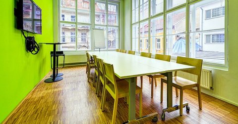 Impact Hub Praha D10 - Zelená zasedačka - náhled 4