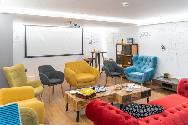 BIG IDEA Space@INNSiDE by Melia Prague Old Town - náhled 8