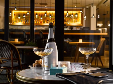 INNSiDE by Melia Prague Old Town - Restaurant & Bar HOME - náhled 6