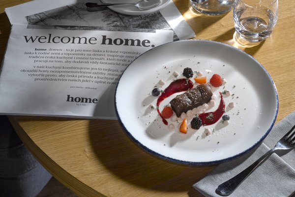 Restaurant & Bar HOME@INNSiDE by Melia Prague Old Town - náhled 28