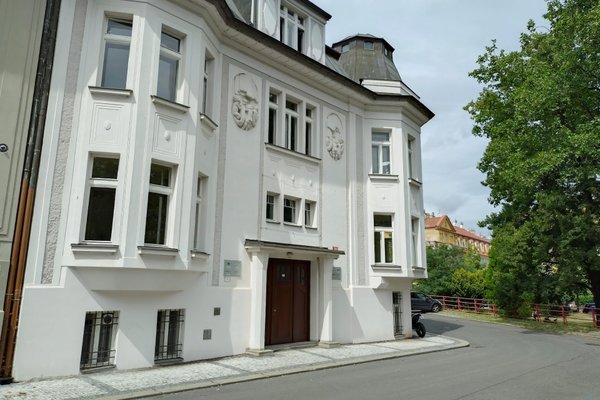 Jednačky Hradčanská - náhled 2