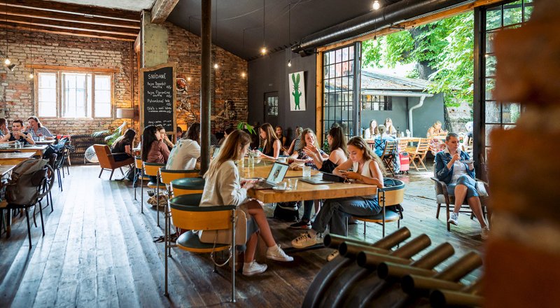 Kavárna co hledá jméno - obrázek 1