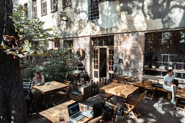 Kavárna co hledá jméno - náhled 23