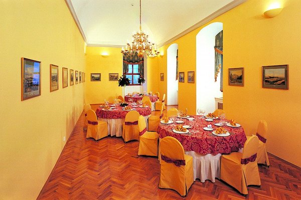 Salonek Charles Bridge@Lobkowiczký palác - náhled 4