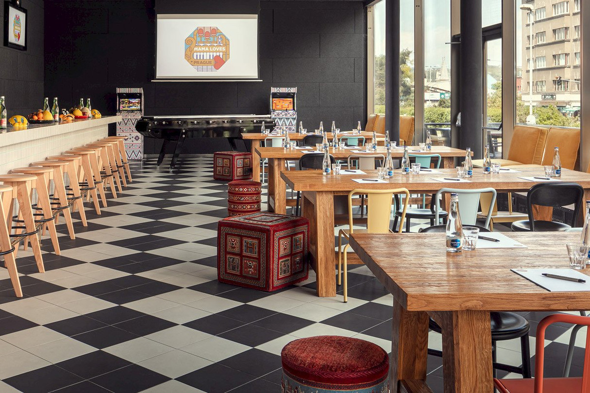 Garden Bar@Mama Shelter Prague - obrázek 1