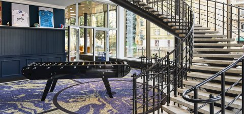 Mama Shelter Prague - Garden Bar - náhled 12