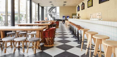 Mama Shelter Prague - Garden Bar - náhled 14