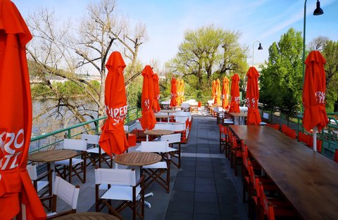 Mánes - Aperol Spritz Terrace - náhled 1