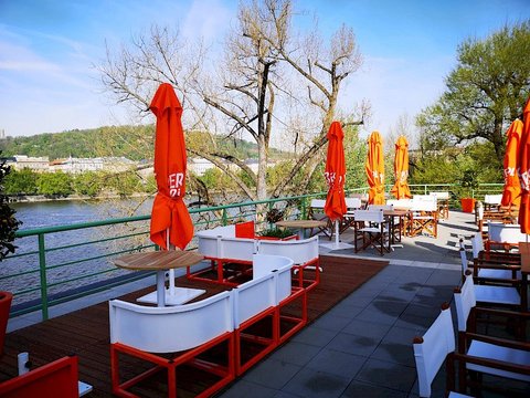 Mánes - Aperol Spritz Terrace - náhled 9