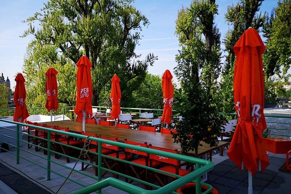 Aperol Spritz Terrace@Mánes - náhled 11