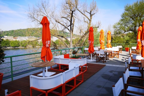 Aperol Spritz Terrace@Mánes - náhled 20