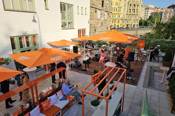 Aperol Spritz Terrace@Mánes - náhled 24