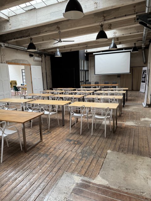 Město • Moře - náhled 12