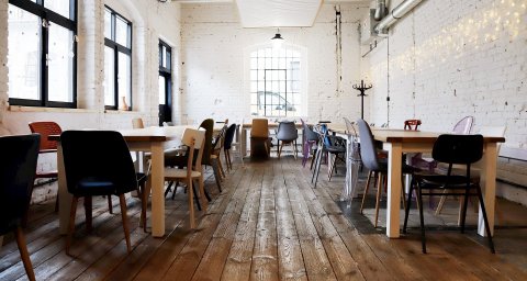 Město • Moře - Město • Moře • Stavení - náhled 1