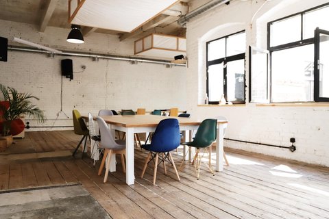 Město • Moře - Město • Moře • Stavení - náhled 26