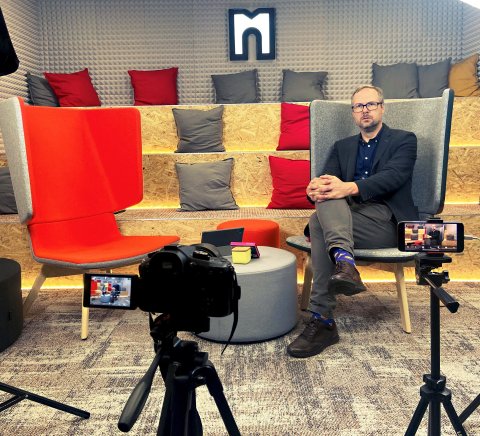 Mo-cha Vista - Mo-cha Podcast Studio Santon - náhled 3