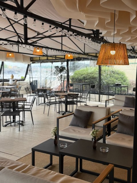 Molo Bar - náhled 27