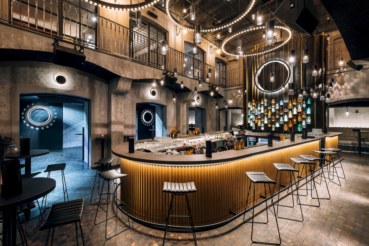 MOONCLUB - obrázek 1