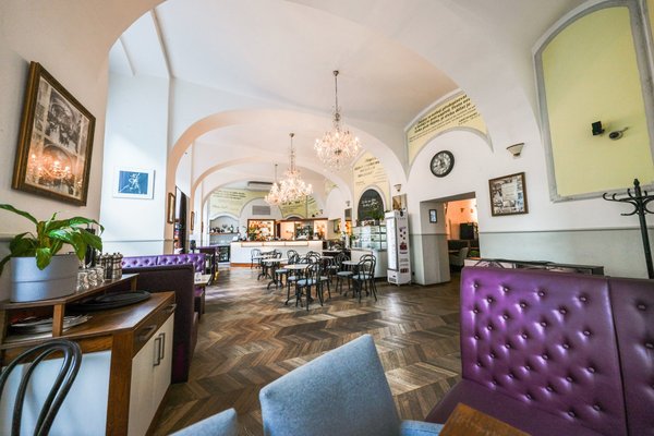 Národní kavárna - náhled 12