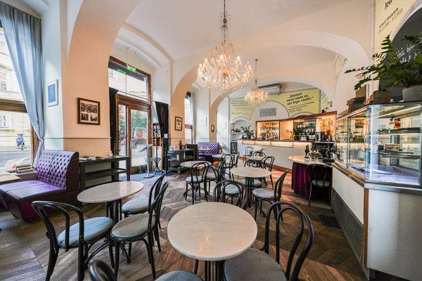 Národní kavárna - náhled 14