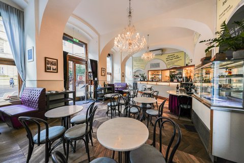 Národní kavárna - náhled 14