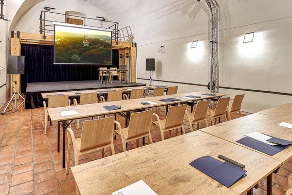 Národní kulturní památka Vyšehrad - náhled 22