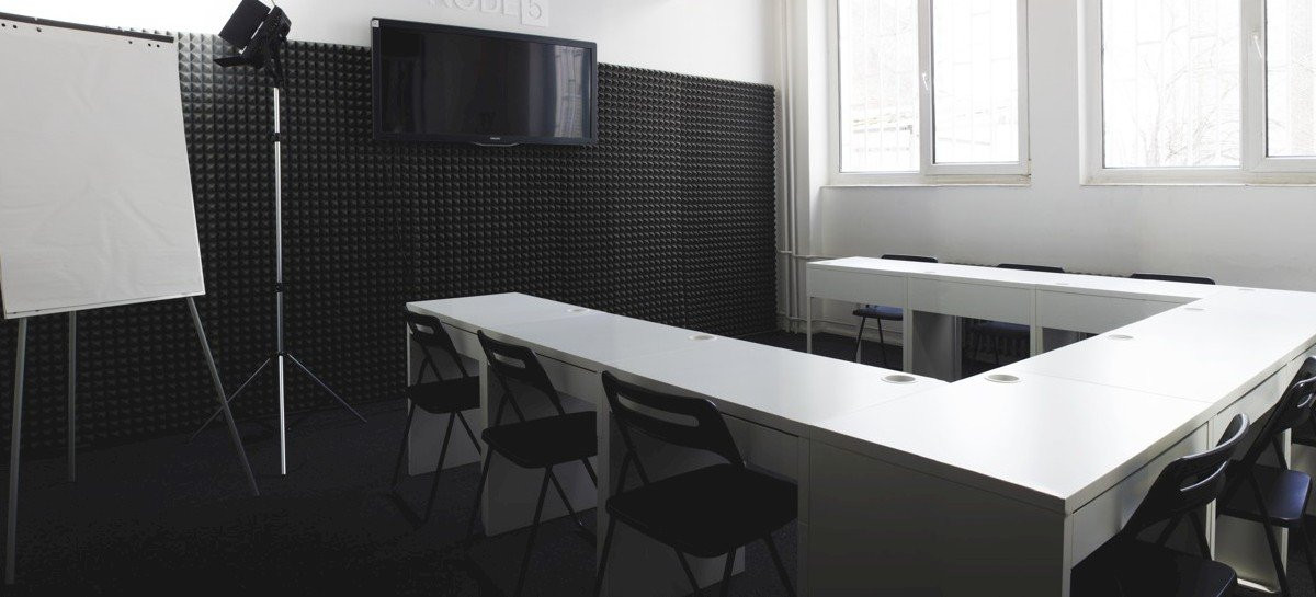 Malá zasedací místnost@Node5 - obrázek 1