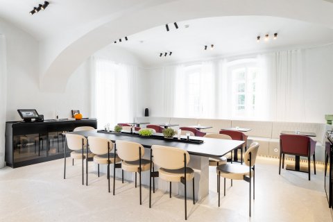 OAKS Prague - Golfová klubovna - náhled 3