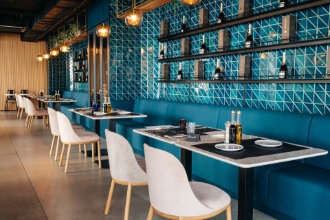 OAKS Prague - La Bottega Oaks Deli Bistro - náhled 1