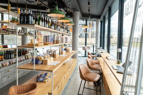 OAKS Prague - La Bottega Oaks Deli Bistro - náhled 2