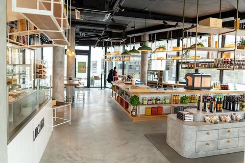 OAKS Prague - La Bottega Oaks Deli Bistro - náhled 11