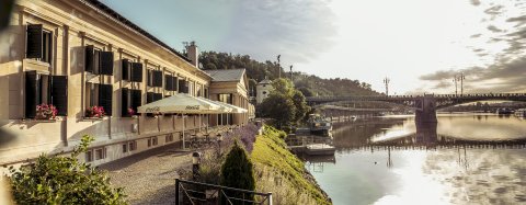 Občanská plovárna - Venkovní terasy - náhled 1
