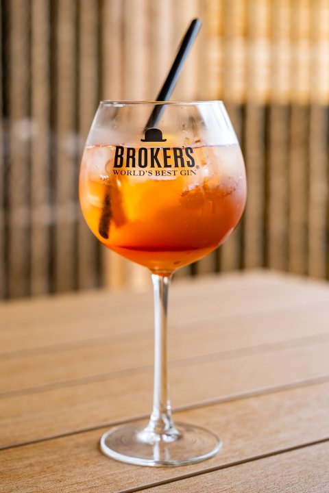 Občanská plovárna - Venkovní terasy - náhled 3