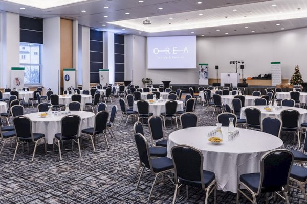 OREA Hotel Pyramida Praha **** - náhled 4