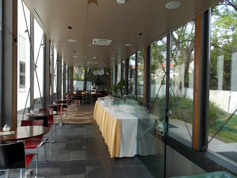 Pavilon Grébovka - Kavárna Grébovka - náhled 8