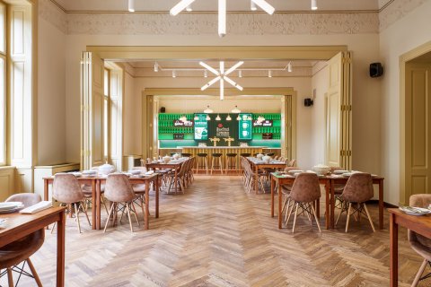 Pilsner Urquell: The Original Beer Experience - náhled 2